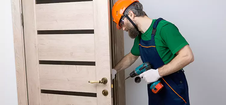 Replace Internal Door Handle with Lock Wheaton